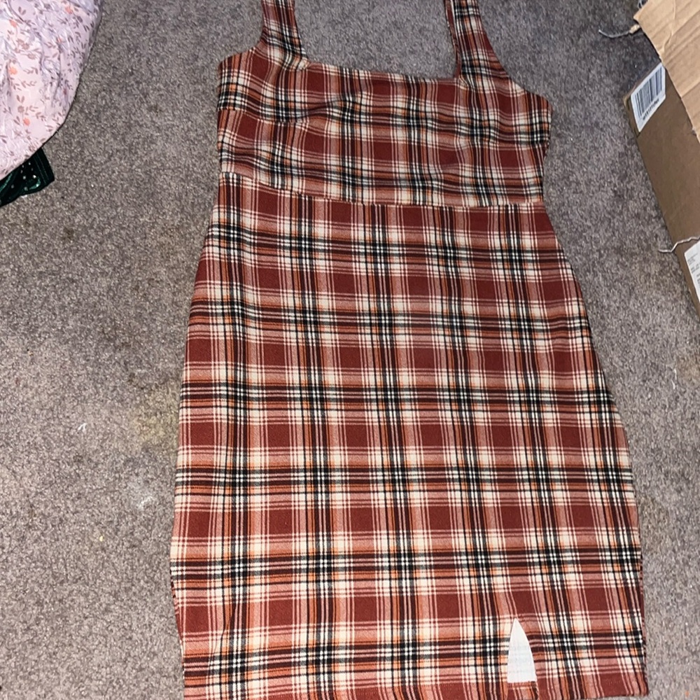 Plaid orange above knee length dress